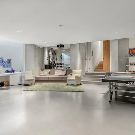 Lakeside Luxury In Bodman-Ludwigshafen Elegant Villa With Stunning Pool * Bodman-Ludwigshafen